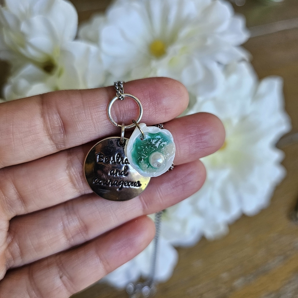 Little sea shell pendant 🐚🌊
